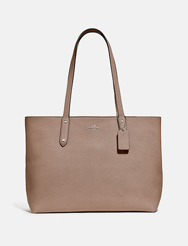 most versatile purse color