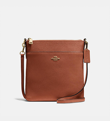 most versatile purse color