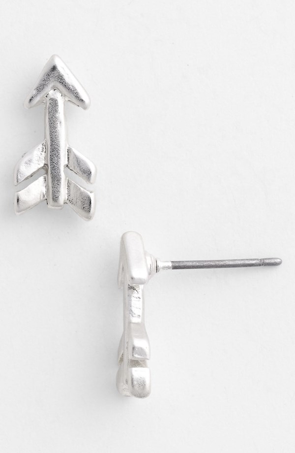 silver-arrow-studs