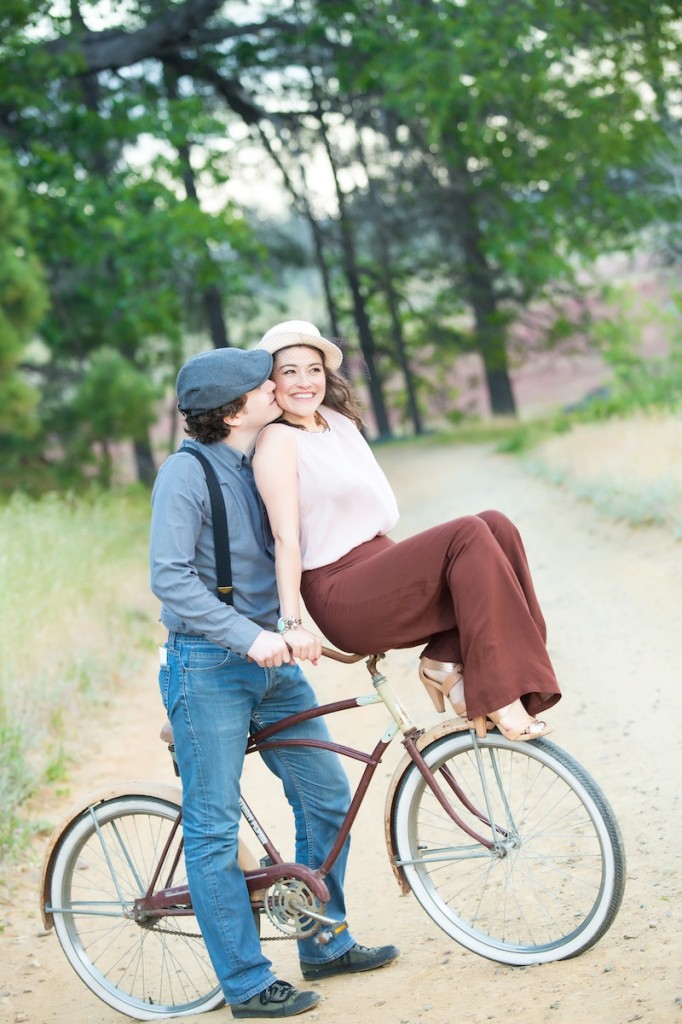 vintage inspired engagement photos