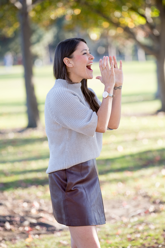 how to tuck a sweater into a skirt