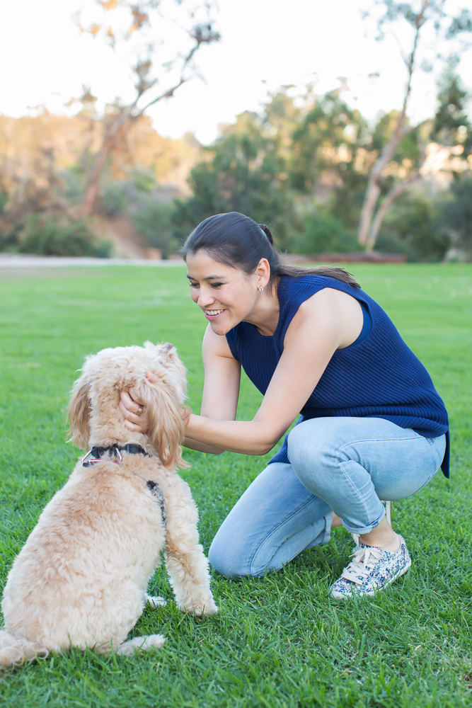 What to wear when you walk your dog - Cheryl Shops