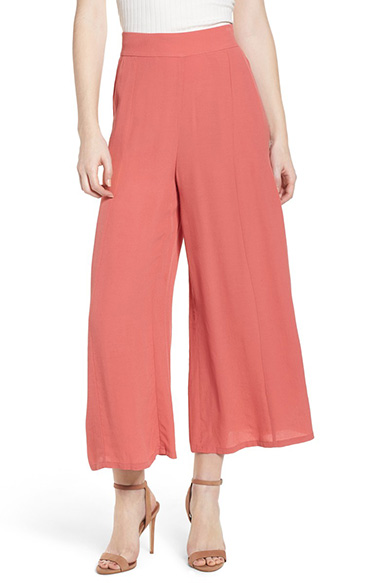 Flattering Wide Leg Pants - VSTYLE