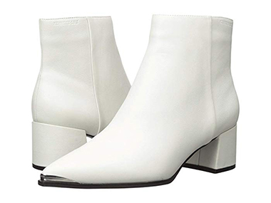 White booties 2024 black heel