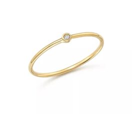 how to stack gold rings