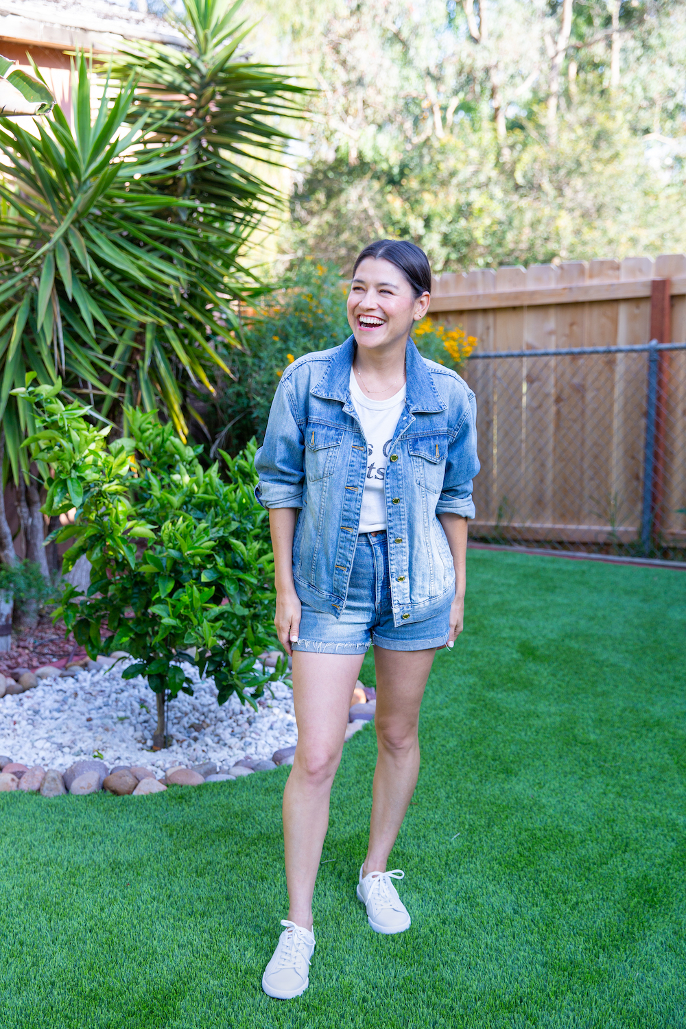 how to style shorts