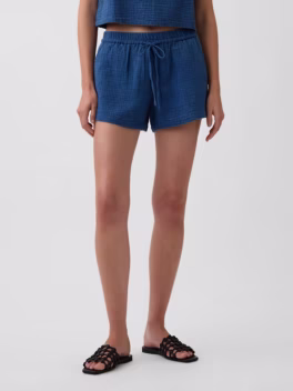 flattering shorts from GAP